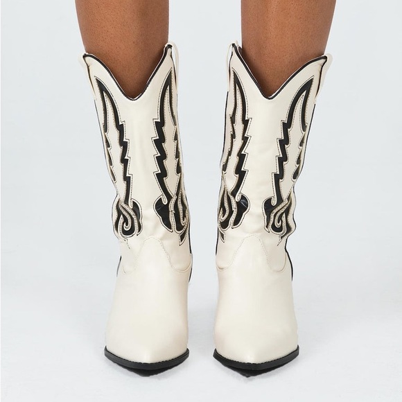 Billini Norva Boots - Picture 2 of 7